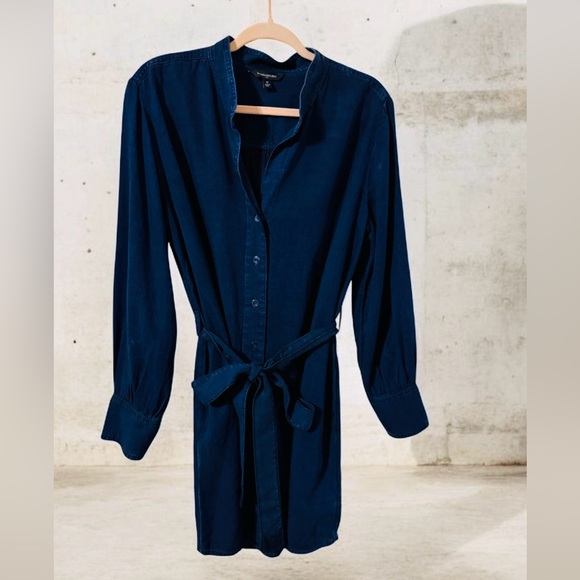 Banana Republic Dresses & Skirts - Banana Republic Elegant Denim Dress